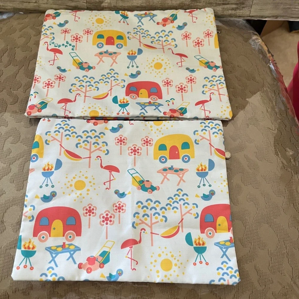 LeSportsac Happy Campers Pouch Set of 2 Flamingo Retro Trailer Makeup Bags